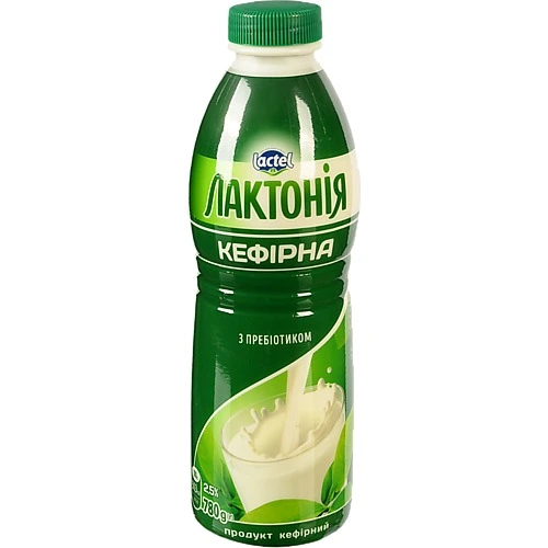 Напій кисломолочний кефірний Лактонія 780мл 2.5% пляшка