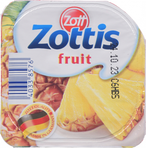 Йогурт Zott Цоттіс 115 г стак. в асорт.