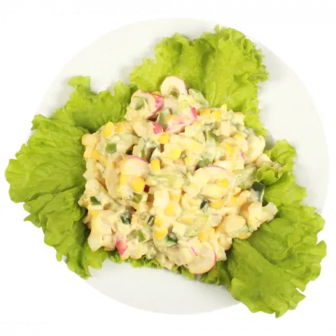 Салат з крабових паличок, кукурудзи, яйця та свіжих огірків Легкий ваг. Кулінар.