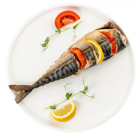 Риба Скумбрія запечена з помідорами ваг. Кулінар.