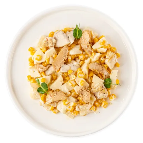 Салат з курячого філе, ананасів, яблук та кукурудзи Буржуй ваг. Кулінар.